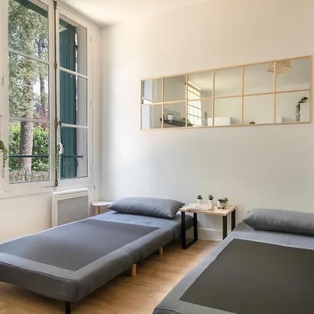 130m De La ! Sejour A 4 Appartement *